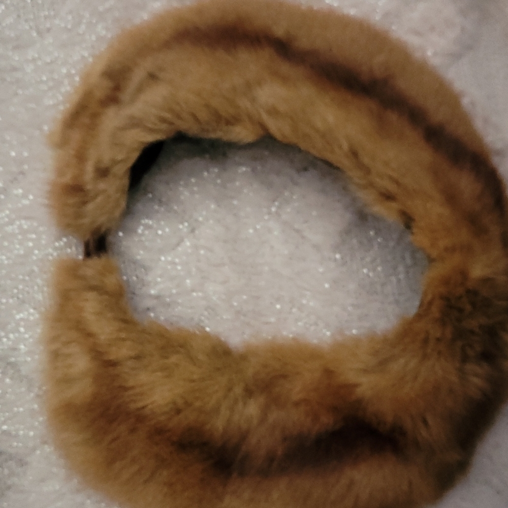 Fox Fur Collar for Ladies